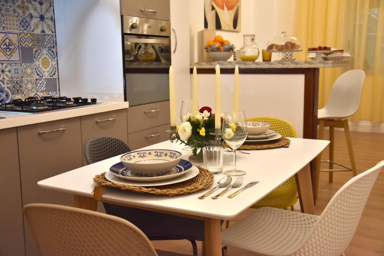 Gloden House Apartments Taormina Bagian luar foto