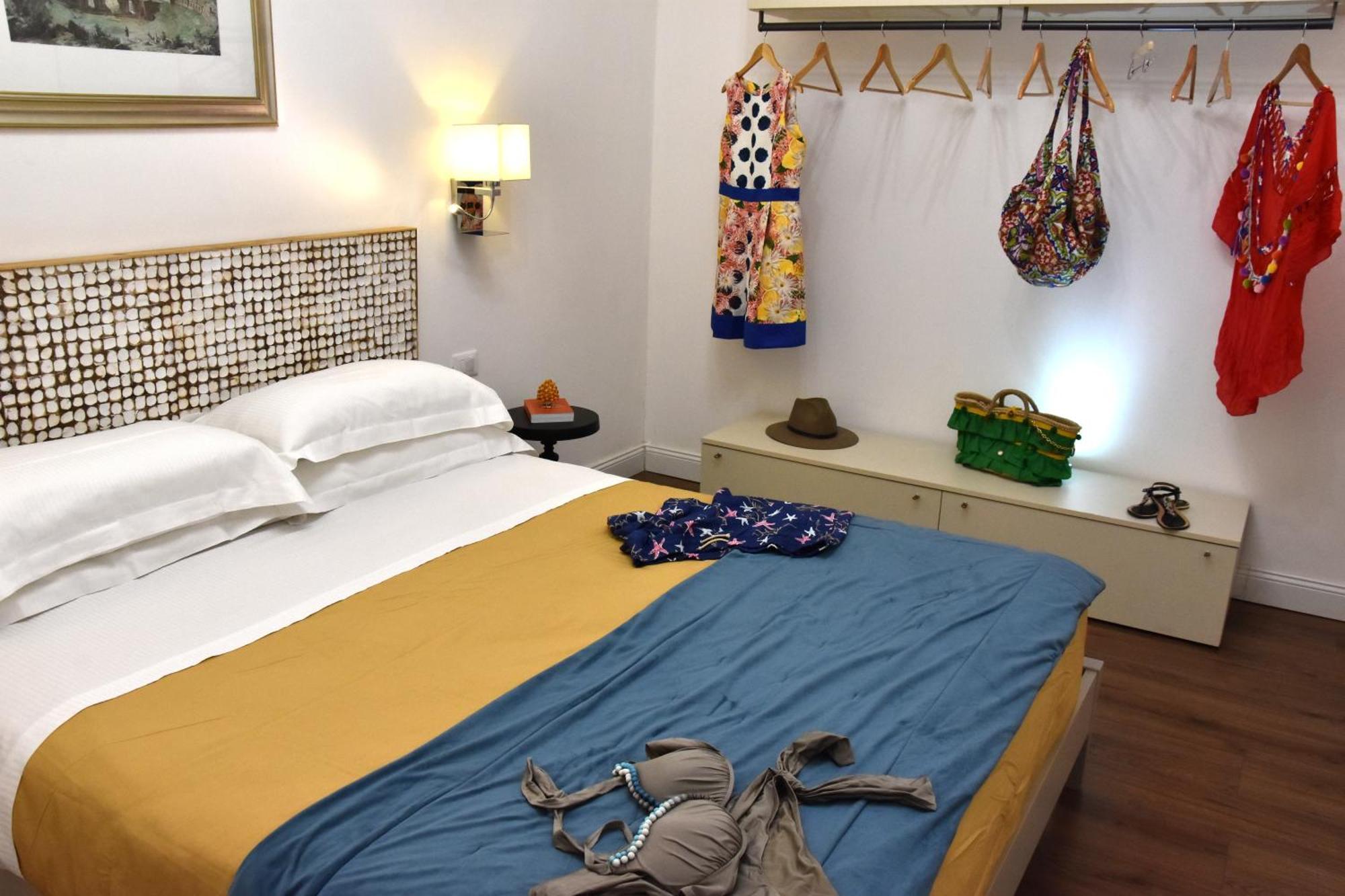 Gloden House Apartments Taormina Bagian luar foto